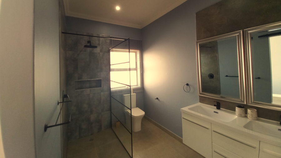 3 Bedroom Property for Sale in Shelley Point Western Cape